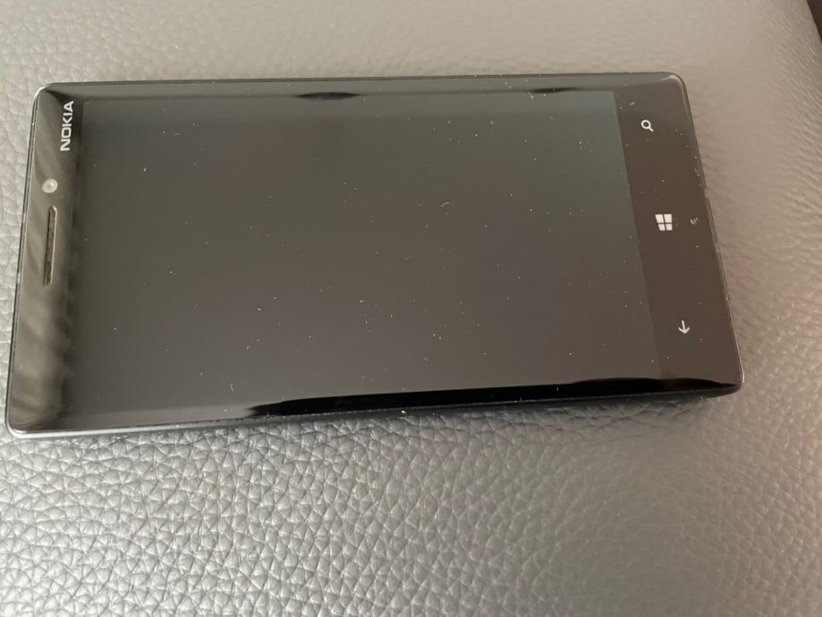 Menjam ali prodam Nokia Lumia 930