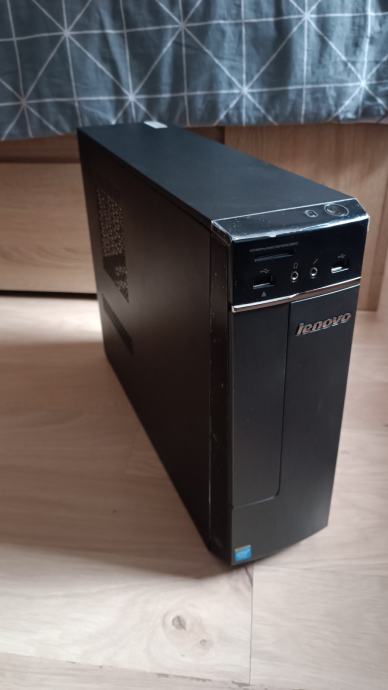 Namizni računalnik Lenovo Ideacentre 300s