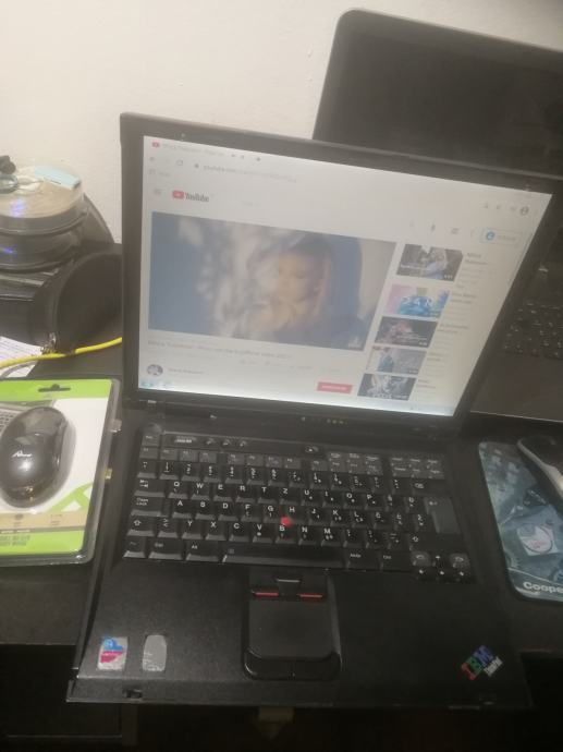 Prenosnik imb thinkpad Lenovo r52