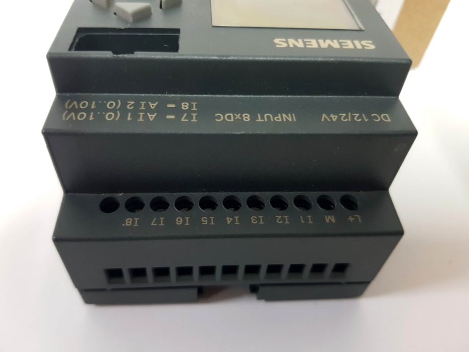 SIEMENS LOGO! 24RC,MÓDULO LÓGICO, DISPLAY SV/E/A: 24V 6ED1052-1HB00-0BA3