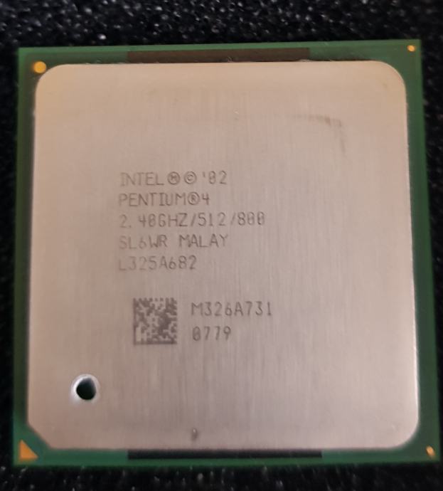 Procesor Intel Pentium 4 2.4 GHz/512/800 SL6WR podnožje 478