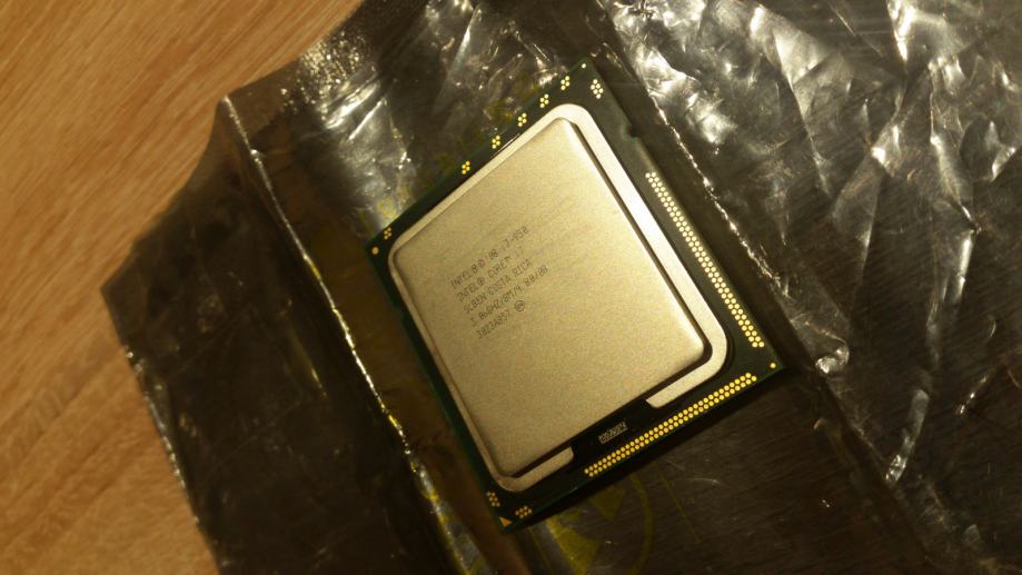 Intel Xeon E5440 LGA771 / LGA775, Intel i7 950, LGA1366