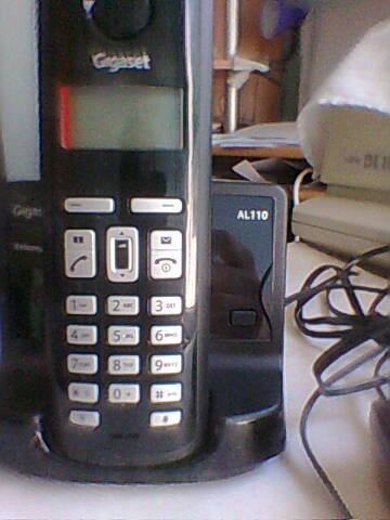 telefon Gigaset AL 110 - deluje, z original navodili