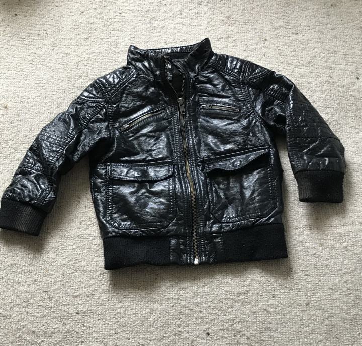 Fantovska "usnjena" jakna št. 98 15€