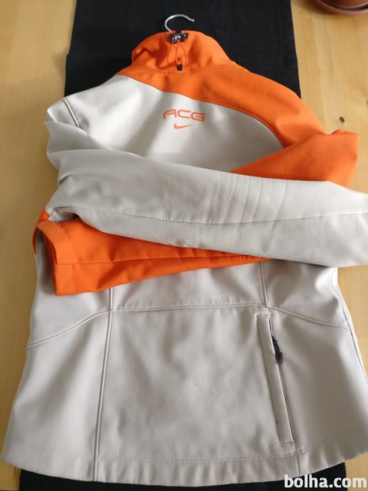 nike windstopper
