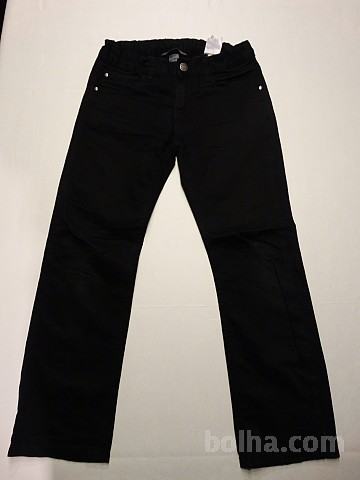 črne jeans hlače št. 128