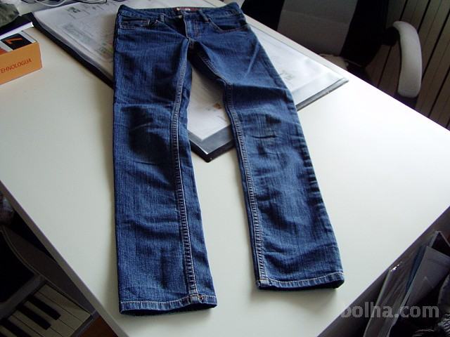 dekliške jeans hlače  9-10 140 1.