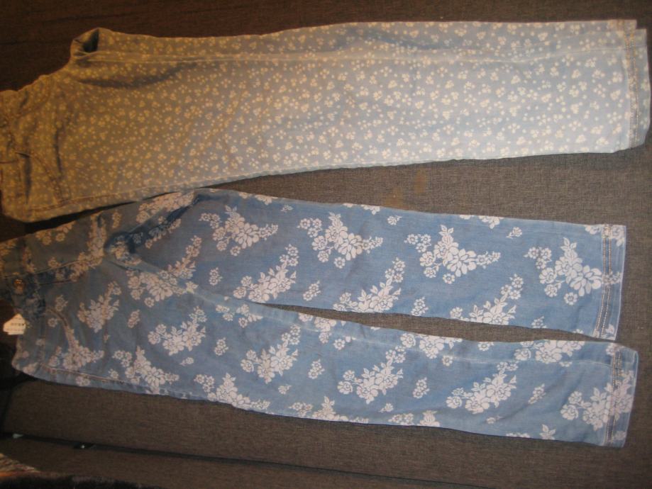 Dekliške jeans hlače z rožicami- benetton, vel 158 , 11-12let