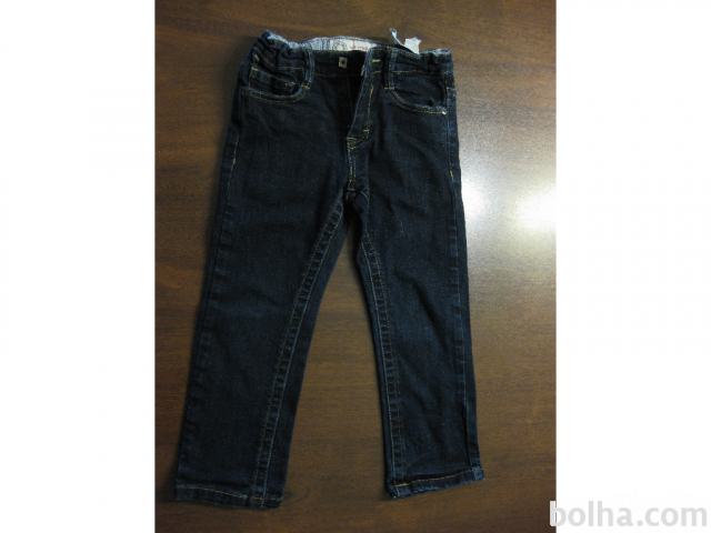 Fantovske jeans hlače s. Oliver vel. 104