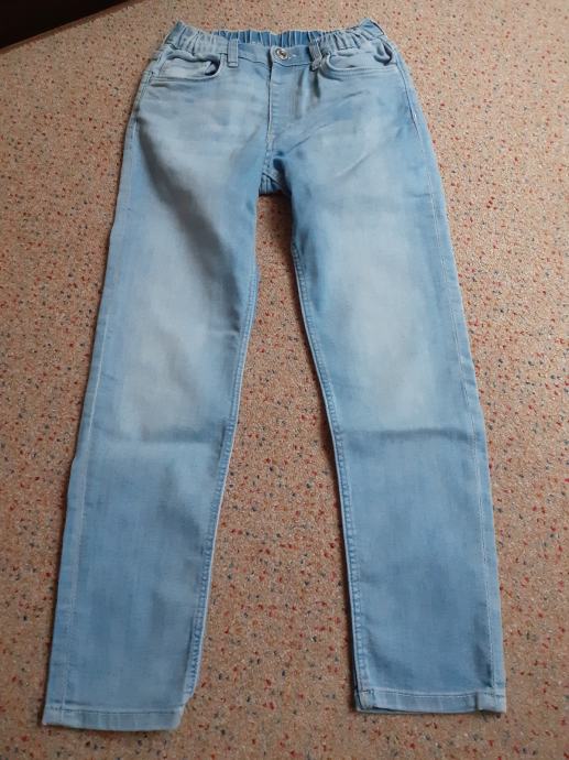 jeans hlače 5-6 let