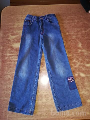 Jeans hlače st. 134/140