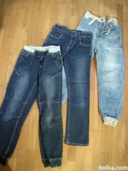 Jeans hlače, št.140