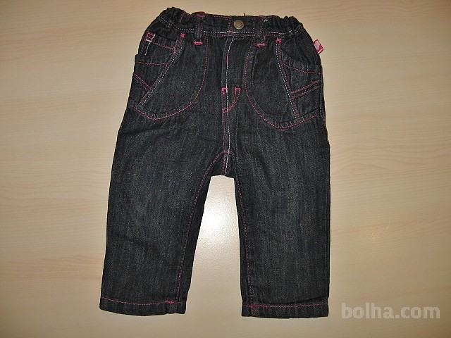 Otroške jeans hlače št.74 Nove - roza šiv