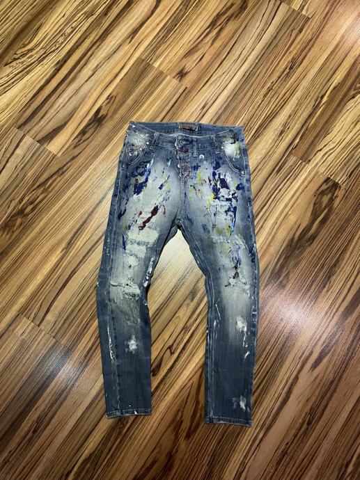 Jeans hlače št. 36