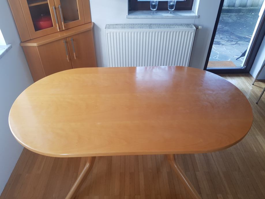 Prodam kuhinjsko mizo velikosti 154×86