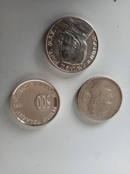 Kovanci Tito in Papež