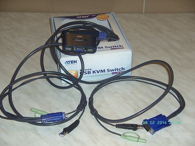 Preklopnik 2-port USB KVM 2:1 s kabli CS-62U Aten