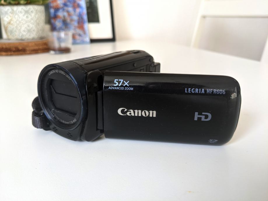 Kamkorder Canon LEGRIA HF R606