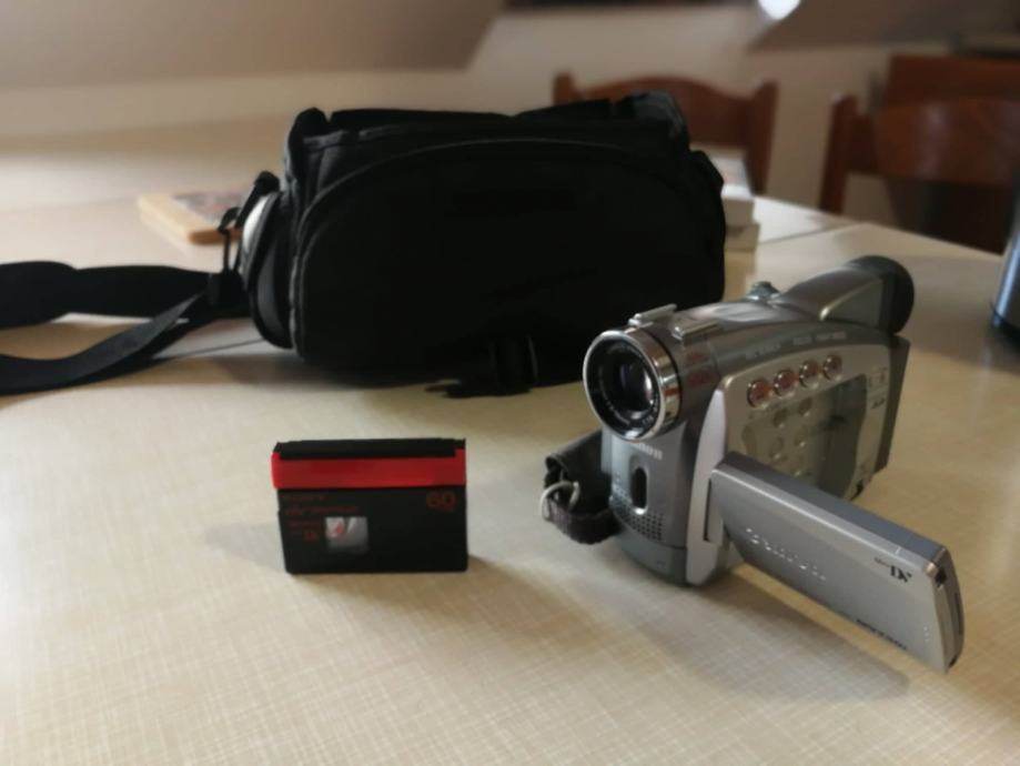 Videokamera Canon MV730i
