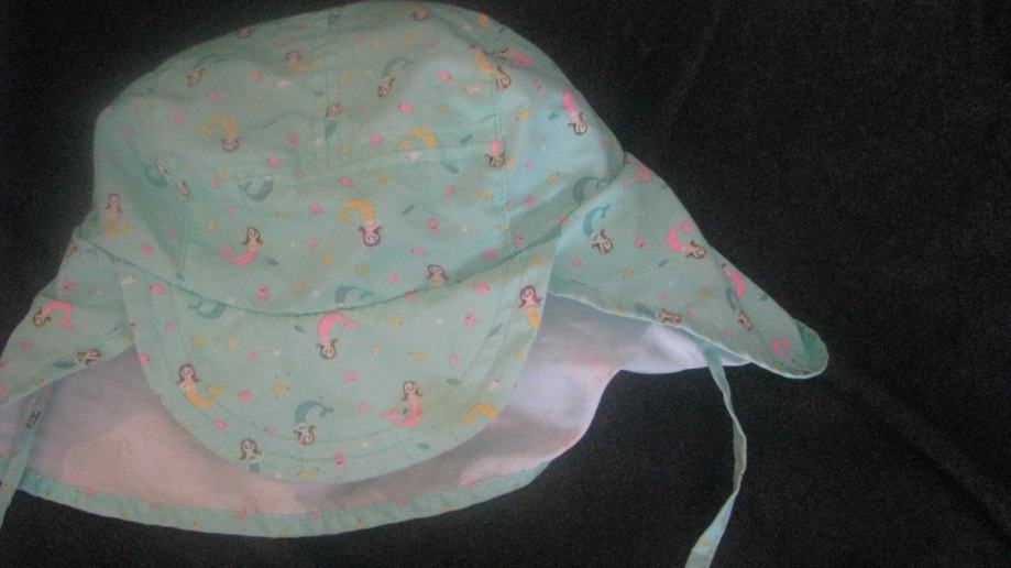 Dekliški poletni klobucek z morskimi deklicami. vel.104-116