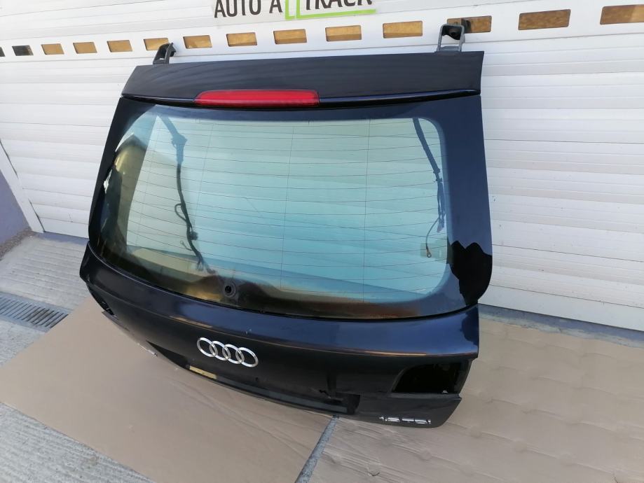 Audi a3 8p sportback vrata prtljažnika