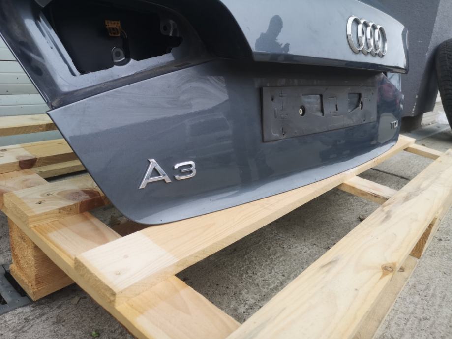 Audi a3 8v sportback vrata prtljažnika