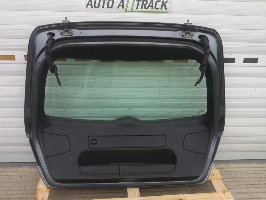 Audi a3 8v sportback vrata prtljažnika