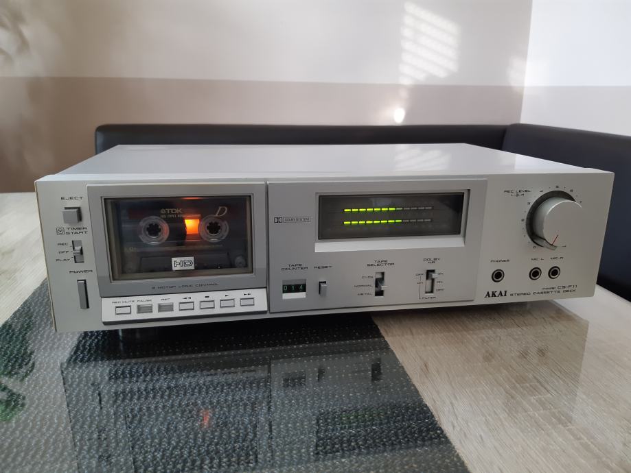 High-End Vintage Stereo Cassette Deck AKAI CS-F11