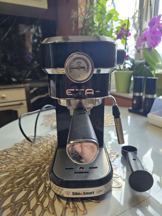 ETA espresso kavni aparat Storio, črn
