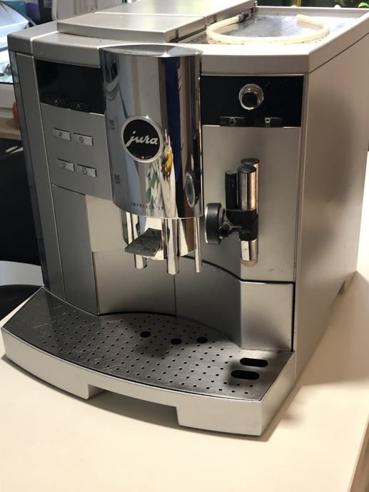 Kavni avtomat Jura Impressa S9