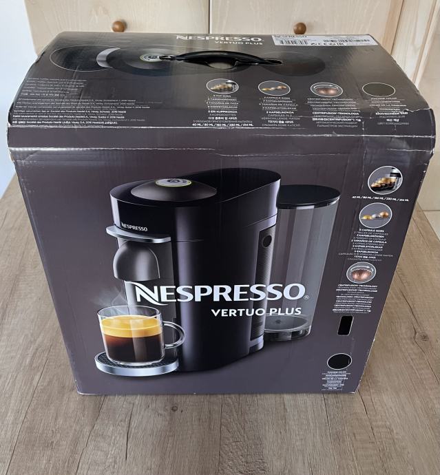 Nespresso Vertuo Plus Deluxe Black