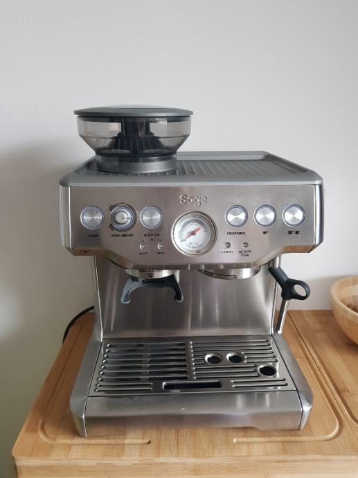 Sage Barista Express (Breville) malo rabljen