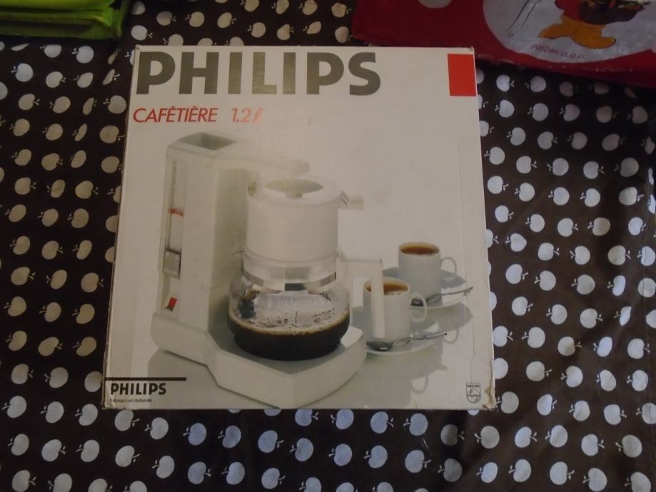 Ugodno prodam nov kavni aparat Philips