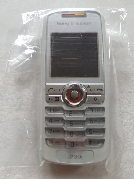 Klasicni mobilni telefon mobitel Ericsson