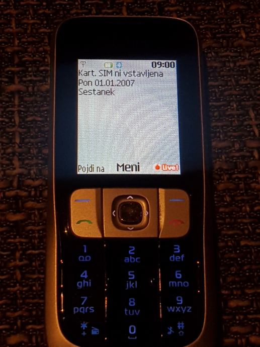 Klasicni mobilni telefon mobitel Nokia 2630