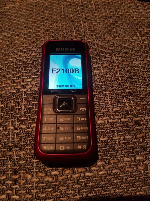 Klasicni mobilni telefon mobitel samsung e2100b