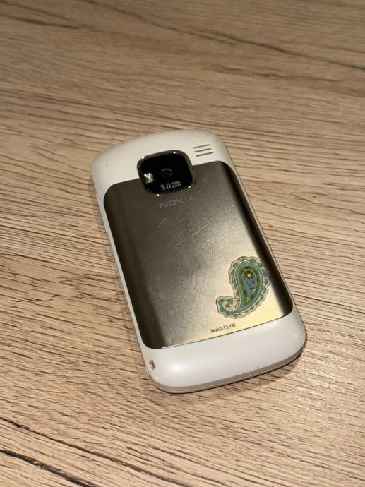 Nokia E5