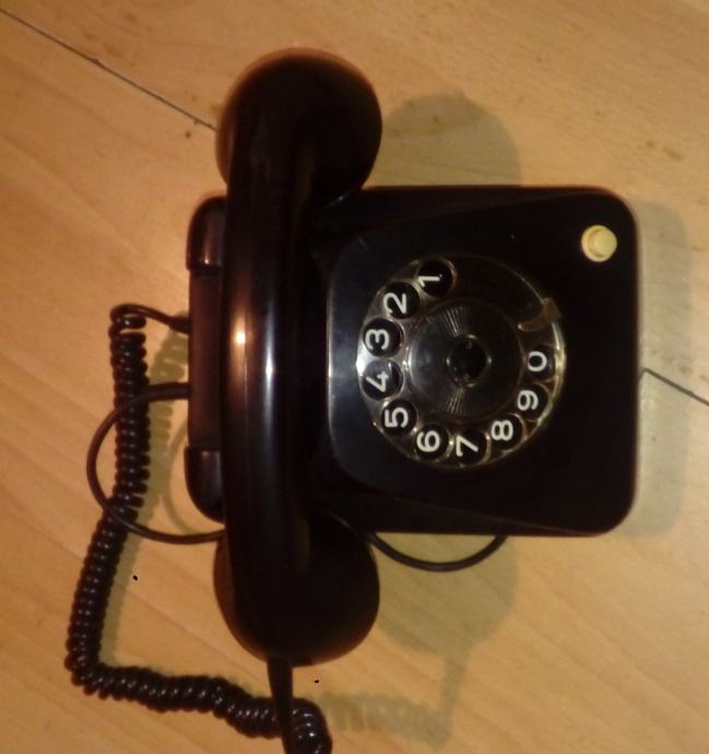 Retro / starinski telefon KAPSCH AG