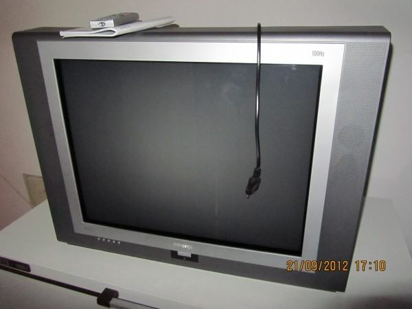 Podarim televizor Gorenje TVF29V15 diagonala 68cm 100HZ