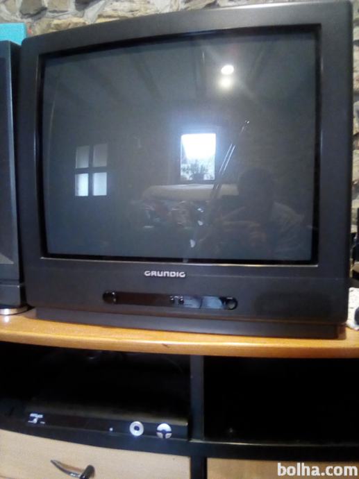 TV Grunding, diagonala 53 cm in DVB sprejemnik