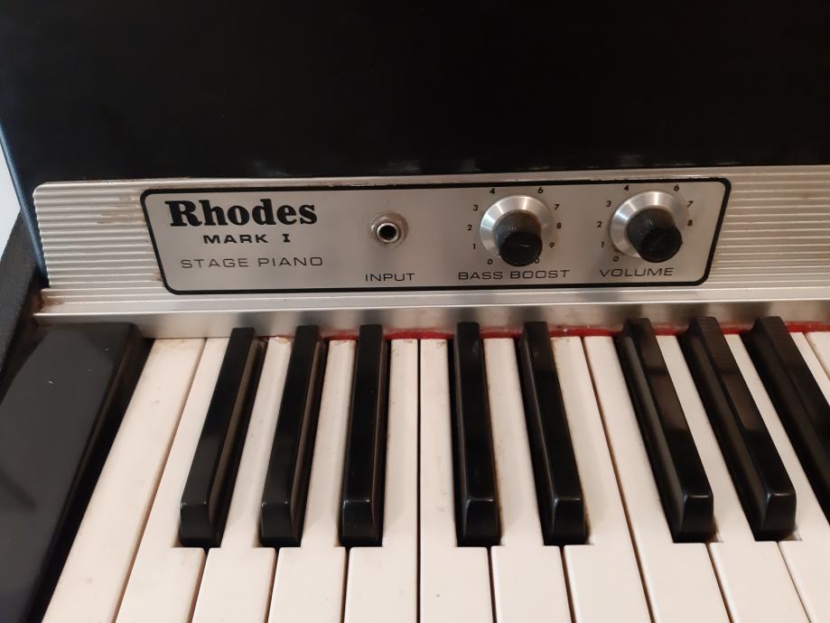 fender rhodes piano