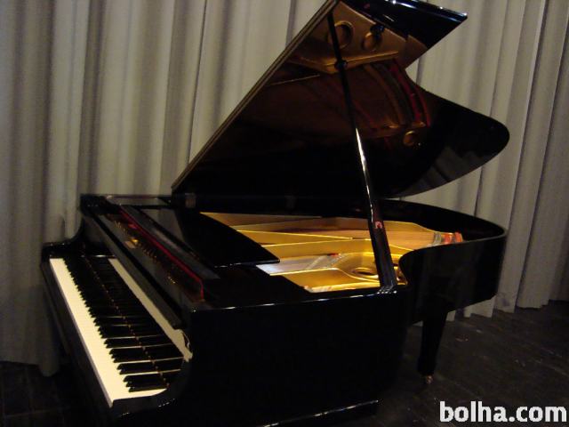 Koncertni klavir Yamaha