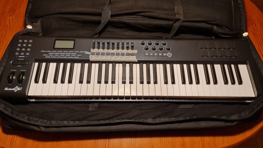 M-Audio Axiom 61 MIDI kontroler - klaviatura