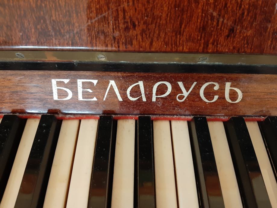 Pianino BELARUS
