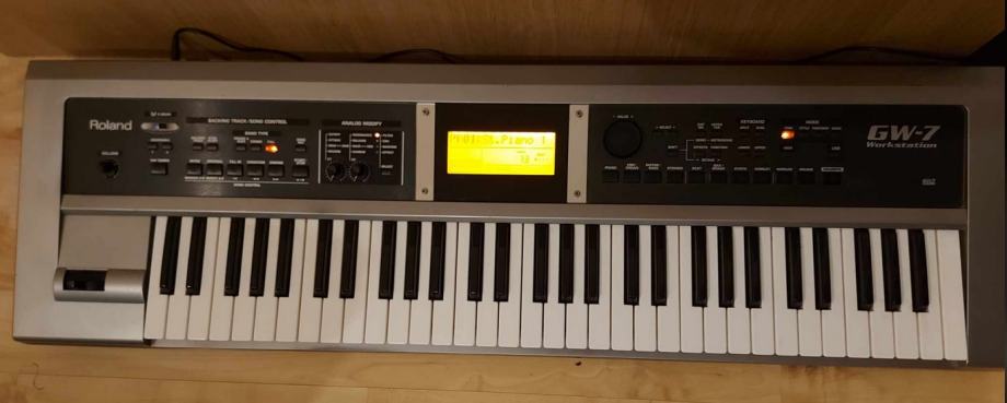 PIANINO--ROLAND PIANO MODUL P-55 + KLAVIATURA + ROLAND GW7 PODARIM