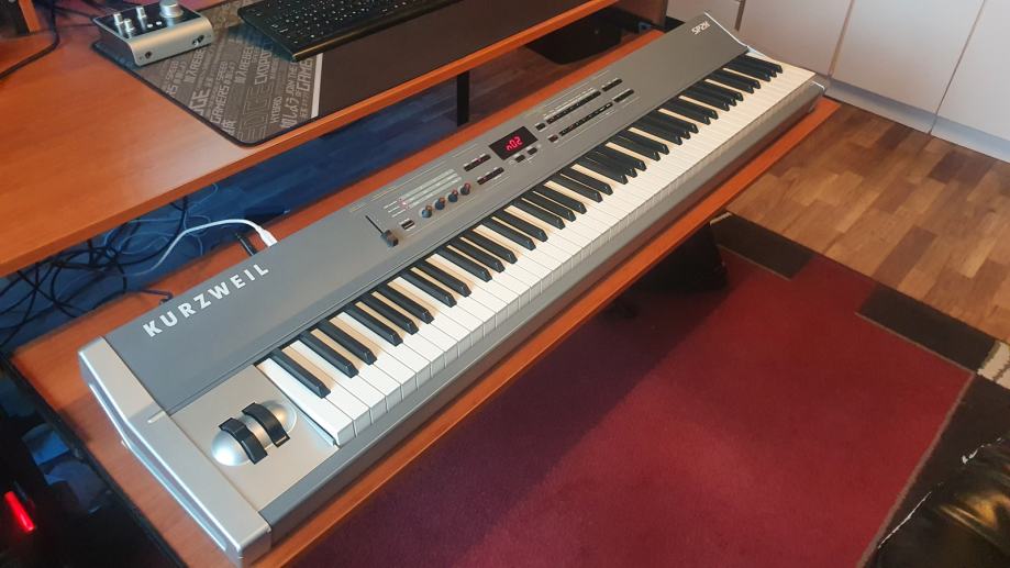 Stage piano digitalni pianino Kurzweil SP2X