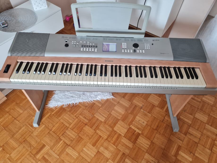 Manuale Yamaha PSR-640 (79 pagine
