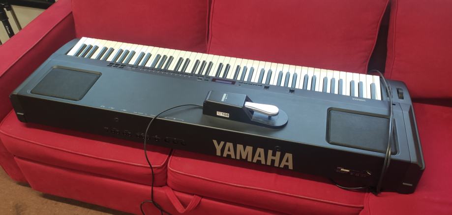Yamaha P-200 e-piano 88 tipk