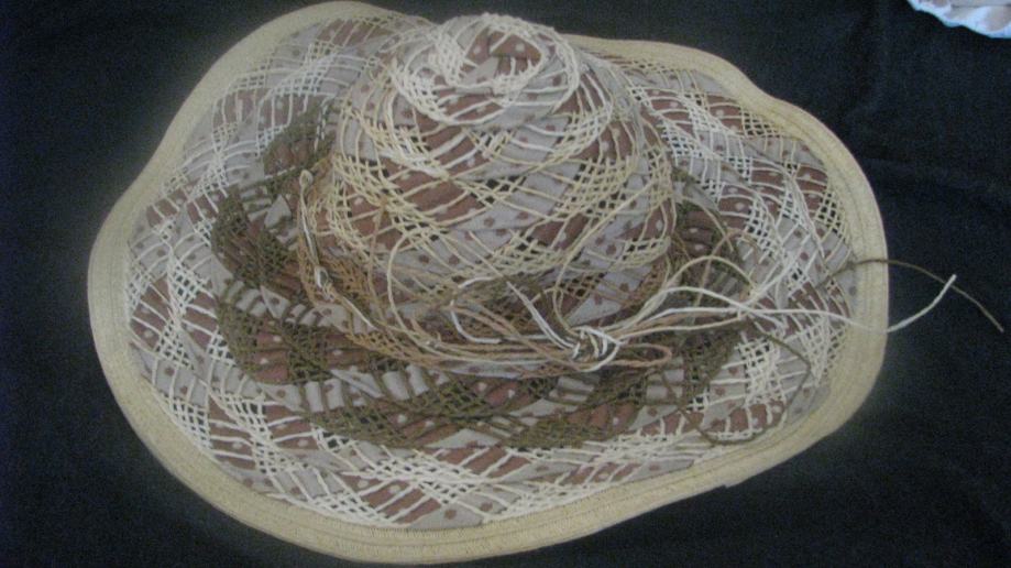 Ženski poletni klobuk-pleten v rjavih odtenkih,  za obseg glave 57cm
