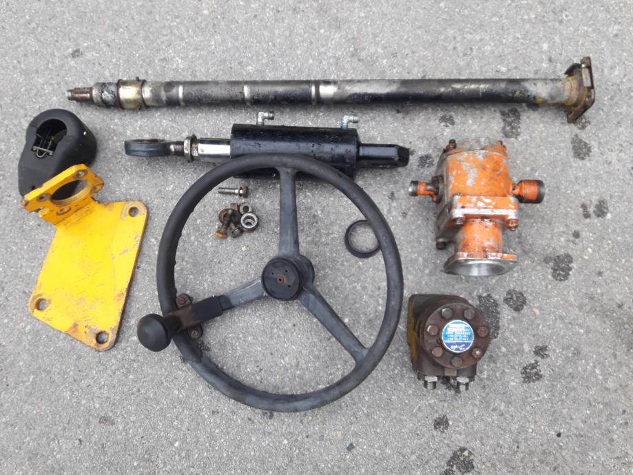 Hangya Rágalom etnikai servo volan za traktor univerzal 445 ceruza